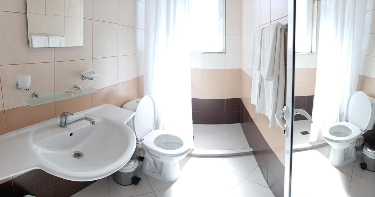 Guest House Sg-Brothers 奥布佐尔 外观 照片