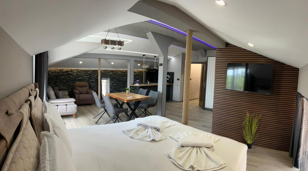 Guest House Sg-Brothers 奥布佐尔 外观 照片