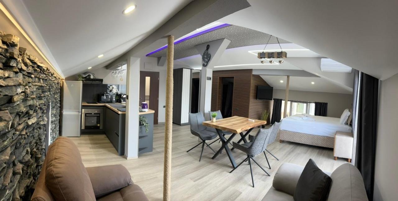 Guest House Sg-Brothers 奥布佐尔 外观 照片