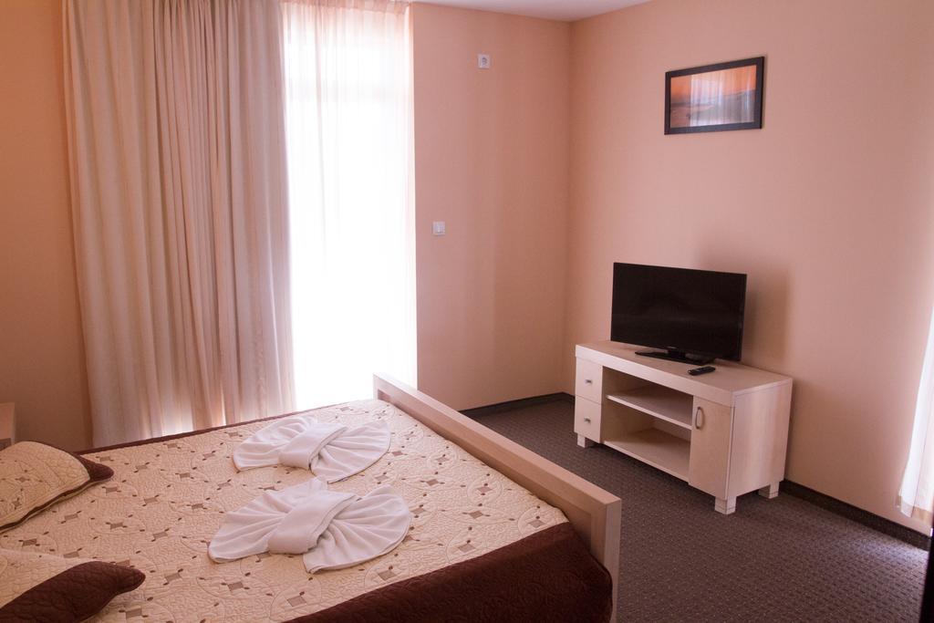 Guest House Sg-Brothers 奥布佐尔 外观 照片