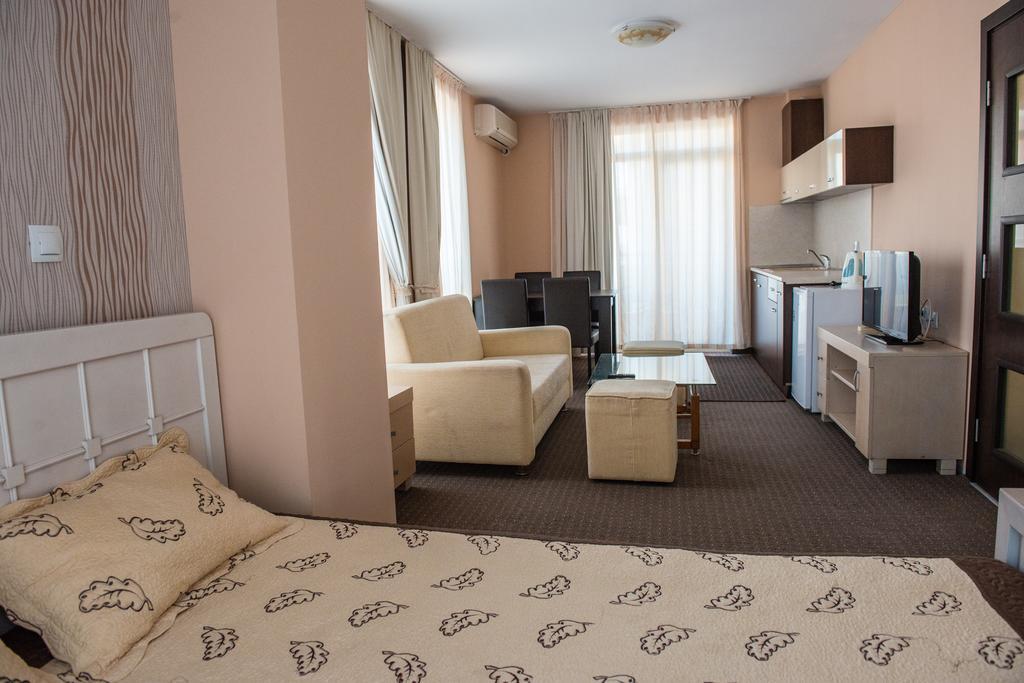 Guest House Sg-Brothers 奥布佐尔 外观 照片