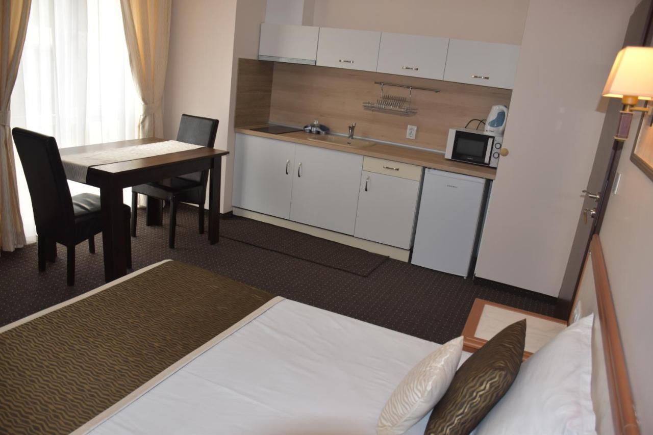 Guest House Sg-Brothers 奥布佐尔 外观 照片